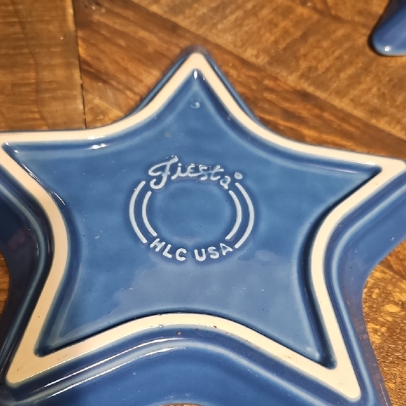 Blue Star-Shaped Fiestaware Plates Set - 4 - Picture 2 of 5